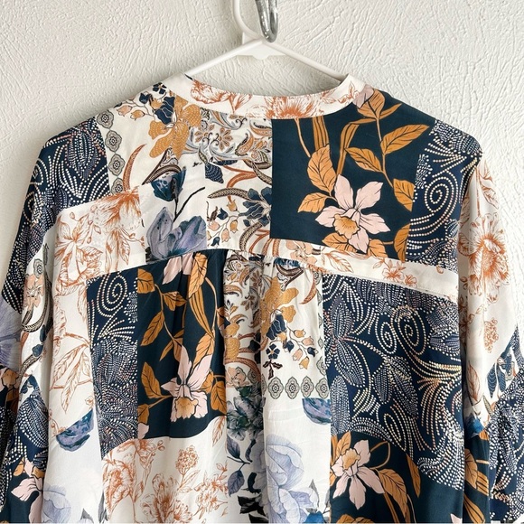 Johnny Was NWOT LEO SILK BUTTON DOWN TOP Size S - Picture 9 of 14